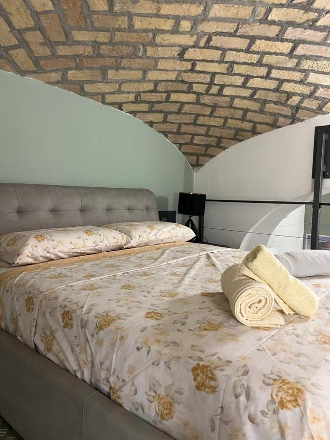 La Rosa Di Roma Colosseo Apartment Exterior photo
